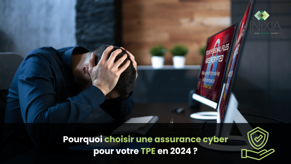 Un individu semble stressé ou préoccupé devant un ordinateur affichant un message d’erreur, avec du texte en bas de l’image discutant de l’assurance cyber TPE pour 2024.
