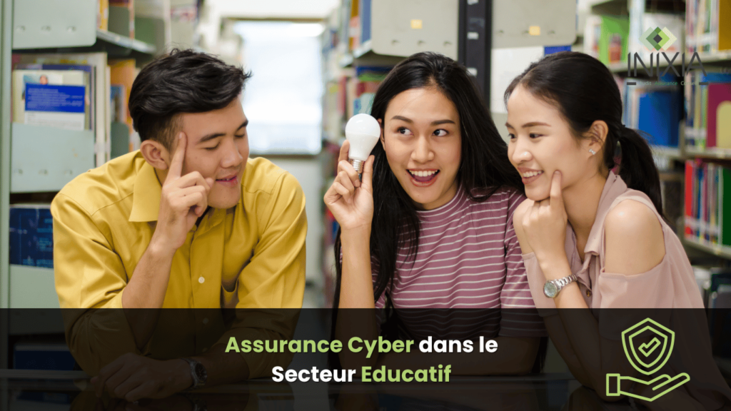 Trois personnes dans une bibliothèque, leurs visages sont floutés. Texte “Assurance Cyber Educatif” et logo INIXA en bas de l’image.